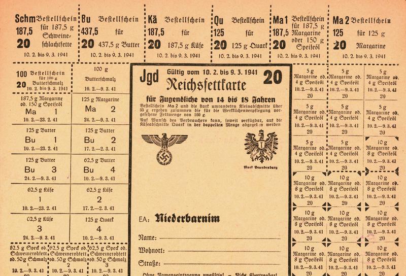  Rationierung der Lebensmittel im faschistischen Deutschland. Lebensmittelkarte für die Mark Brandenburg aus dem Jahre 1941.